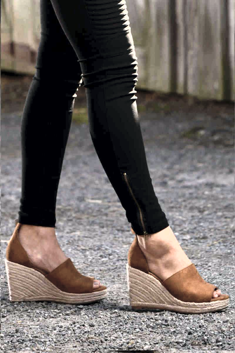 Sole in Love - Platform Wedge Sandals