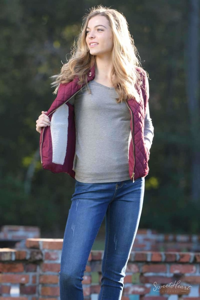 Hold Me Tight - Quilted Vest In Burgundy