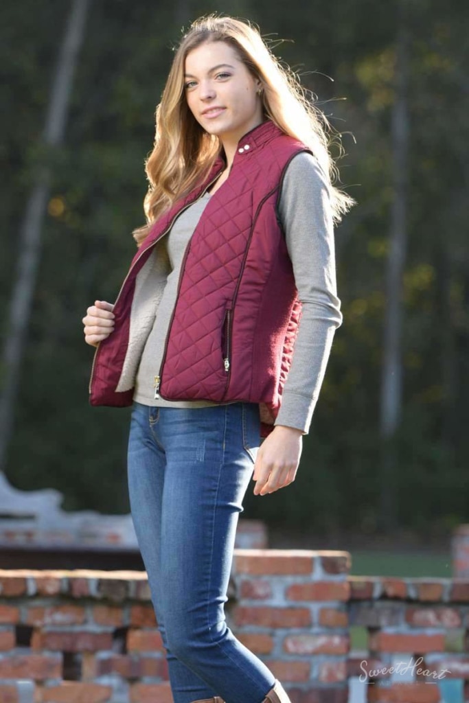 Hold Me Tight - Quilted Vest In Burgundy