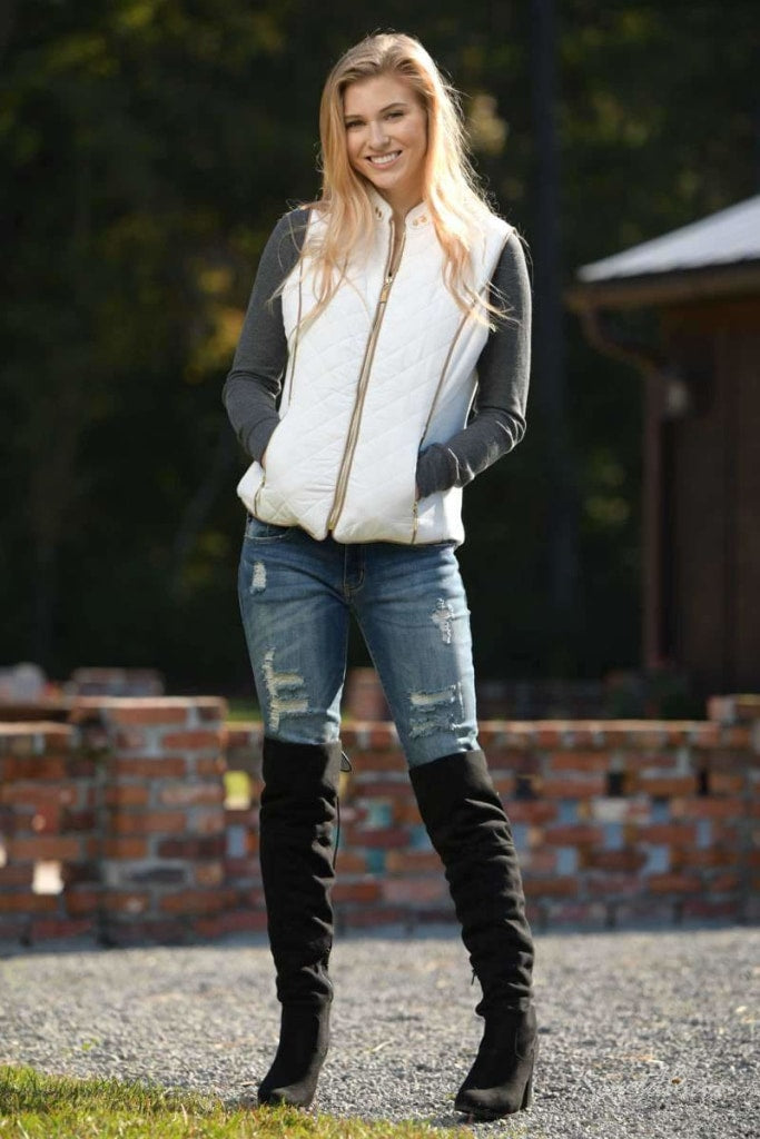 Hold Me Tight - Quilted Vest In Off White