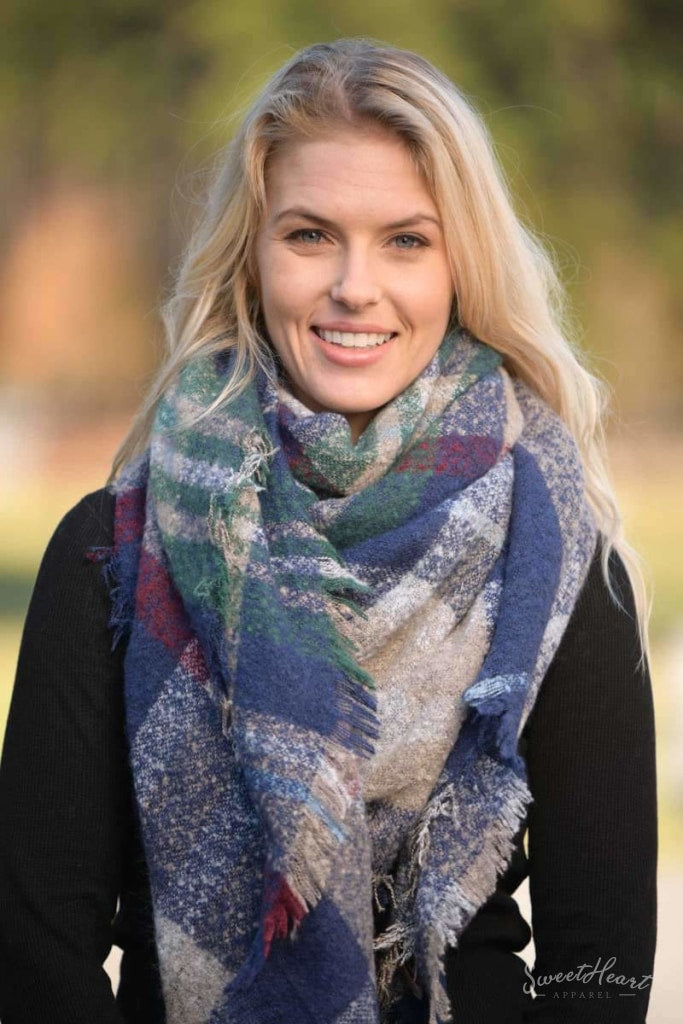 Warm Embrace Blanket Scarf - Navy & Burgundy